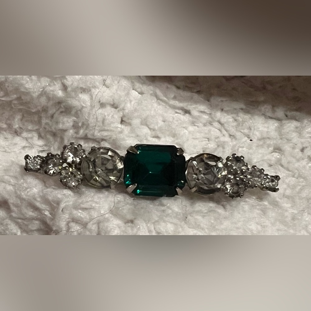Vintage/Antique Clear & Green sparkly Rhinestone Pin/Brooch
